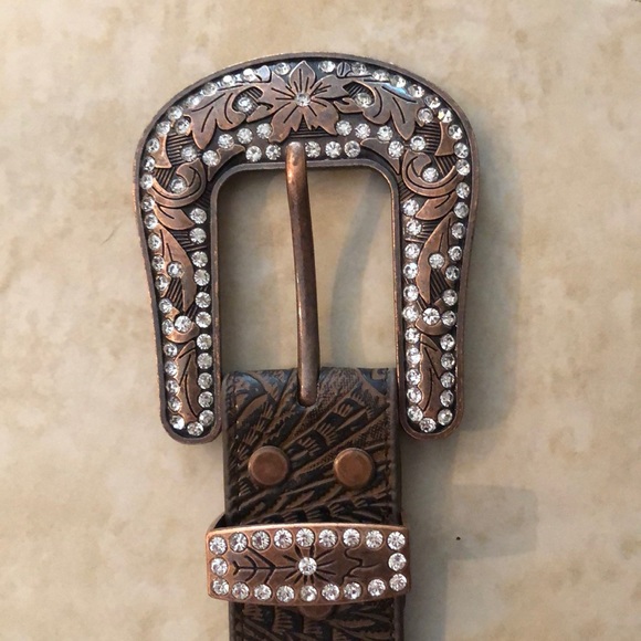 4 strand belt - Picture 2 of 5